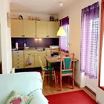 Semesterbostad Kongsfjord Holiday Home Kongsfjord