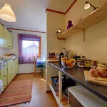 Kongsfjord Holiday Home Nyaraló *