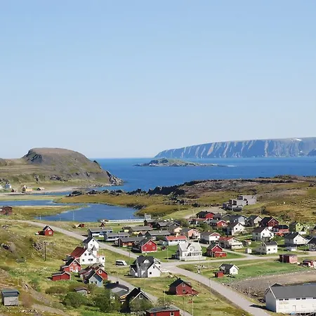 Kongsfjord Holiday Home