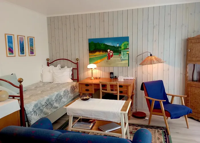 Kongsfjord Holiday Home